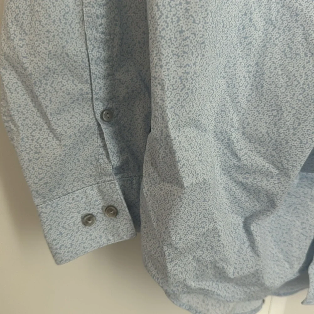 Reaction Kenneth Cole Dress shirt
